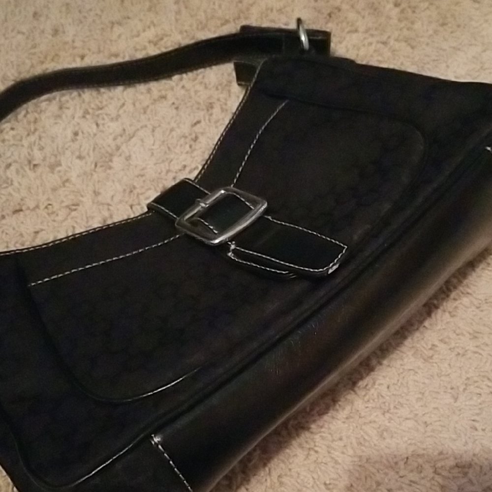 Nine West Women's Shoulder Bag - Picture 5 of 7
